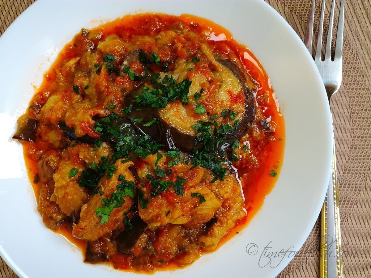 fried eggplant in tomato sauce