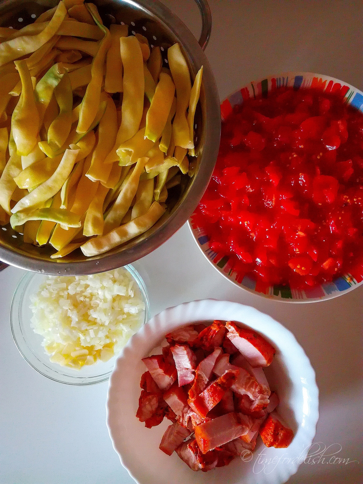 ingredients for yellow wax beans stew